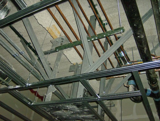 钢结构吊杆支撑系统＂width=